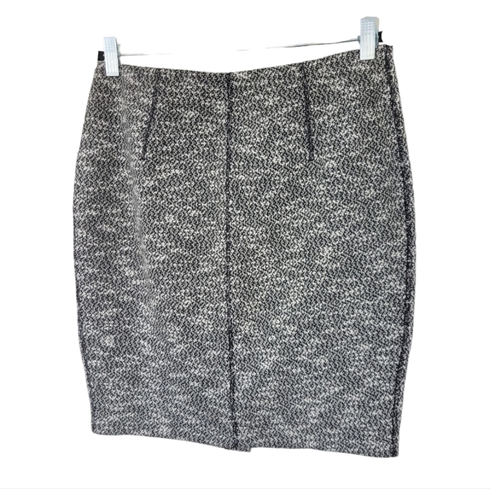 Ann Taylor Factory 8P Tweed Knit Mini Skirt Black Gray Office Academia Chic